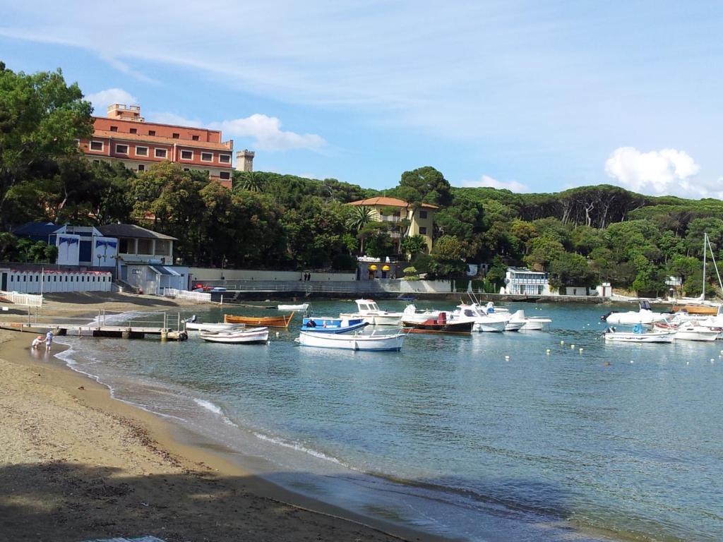 Albergo Miramare Castiglioncello Exterior photo